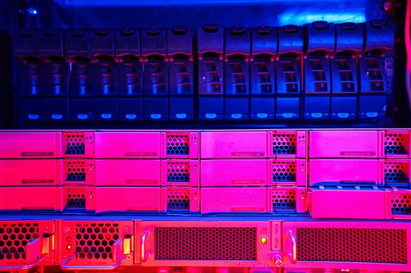 Les atouts d'un hébergeur serveur dédié pour une entreprise.